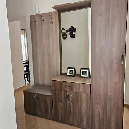בית נופש Shpia Nkopsht Lushnjë
