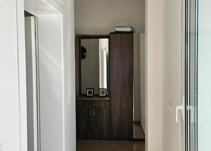 Shpia Nkopsht * Lushnje